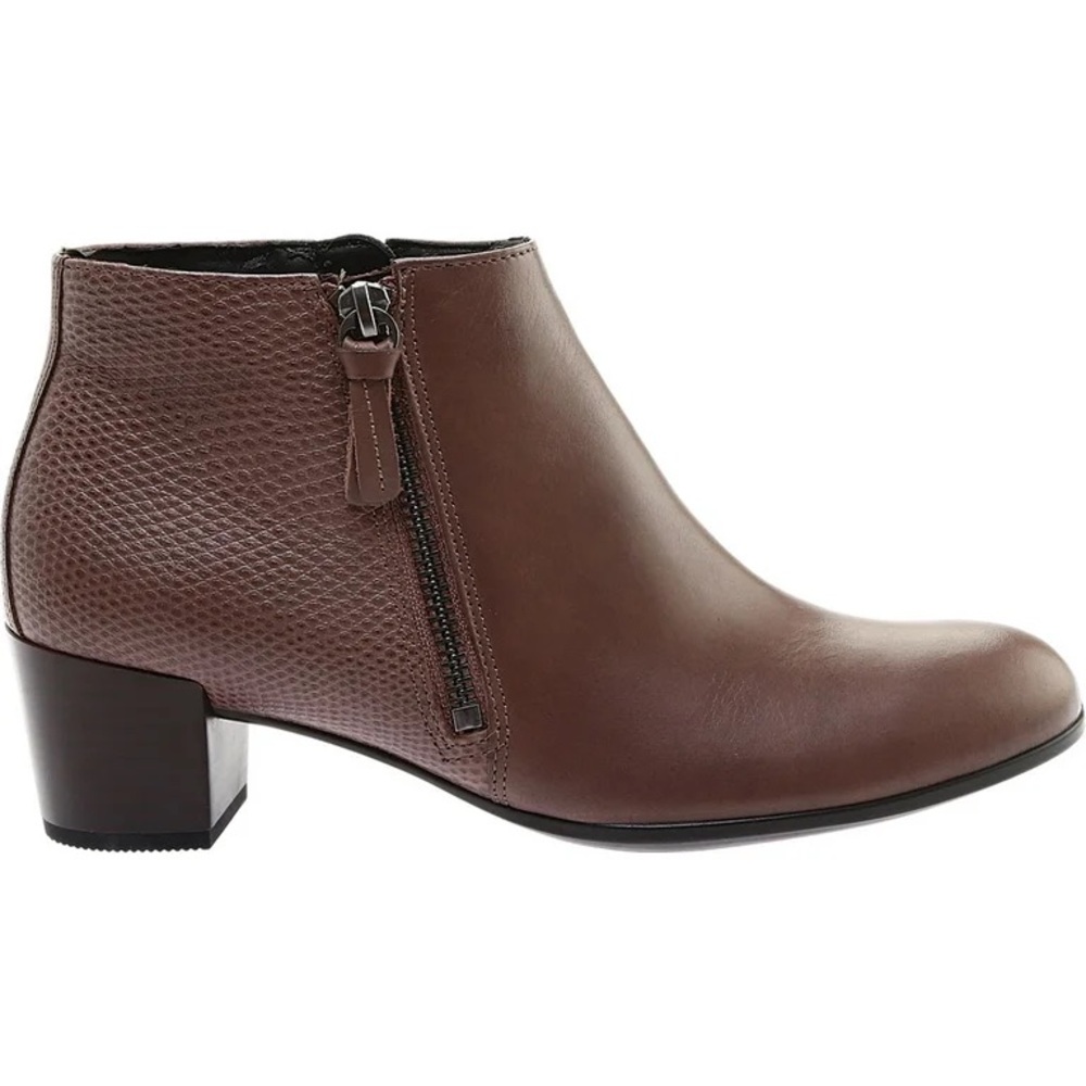 ECCO WOMEN'S SHAPE M 35 ANKLE BOOT